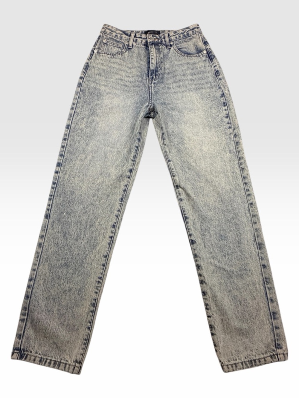 White Fox Boutique Who’s That Girl Straight Acid Wash Jeans Large (31 inseam)